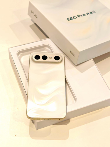 Vivo s50 pro mini 512gb - pro,
